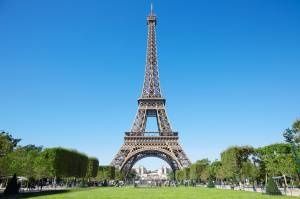 Paris lance un appel à projets pour réaménager la Tour Eiffel