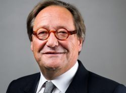 Un nouveau président pour la FNAS