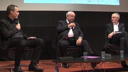 Le maire de Marseille débat avec l'architecte-urbaniste François Leclercq au sujet d'Euromed 2