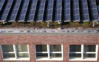 Paris capitale de l'énergie solaire en toiture ?