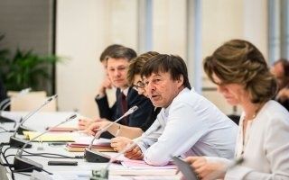 Trump et l'accord de Paris, Notre-Dame-des-Landes, transition énergétique de la France : N. Hulot fait le point