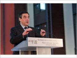 " Pas de dégradation pour le Grand Paris ", assure F. Fillon