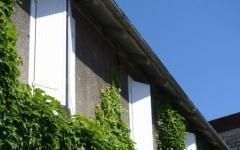 (Diaporama) Maison paille centenaire cherche donateurs pour sa sauvegarde