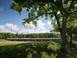 Le stade de Porchefontaine se fond dans le paysage verdoyant