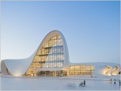 Zaha Hadid récompensée pour le design du centre culturel de Bakou