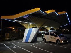 Les stations solaires, le futur des stations-services routières