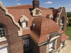 Patrimoine : des professionnels de la couverture en tuiles récompensés