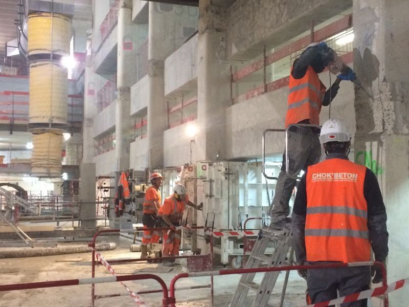 Les travaux du RER E s'activent sous le CNIT pour construire "une cathédrale"