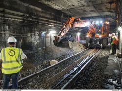 Durant l'été, près de 4km de voies sont remplacées dans le RER parisien