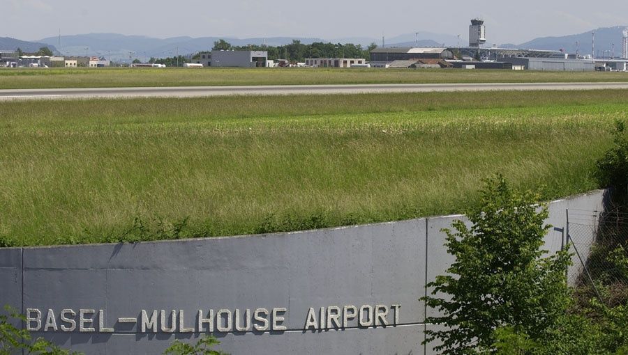 L'EuroAirport Bâle-Mulhouse reconstruit une piste neuve