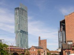 Beetham tower: la tour sifflante qui réveille Manchester