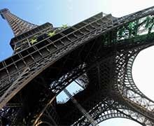 La Ville de Paris va améliorer les dispositifs de sécurité de la Tour Eiffel