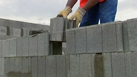 Blocs bétons : pose à joints minces pour habitat groupé