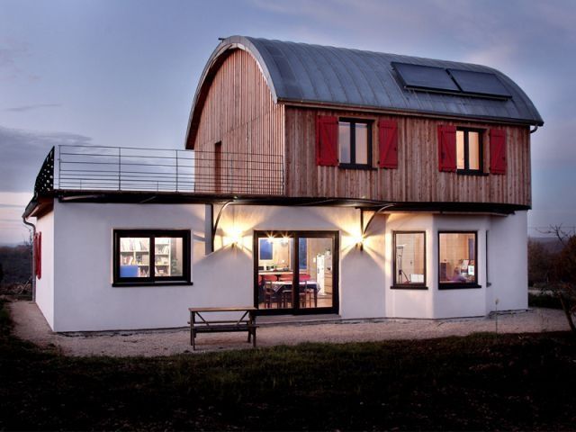 Une maison bois façon roulotte