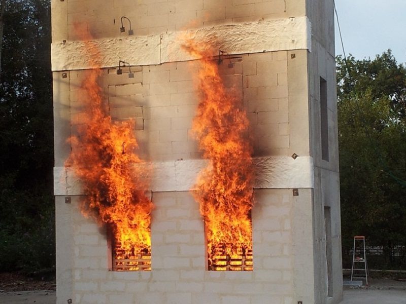 Réglementation incendie : ce que dit le rapport du CSTB