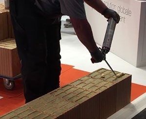 Démonstration de mise en "uvre Dryfix lors du salon de Nordbat 2018