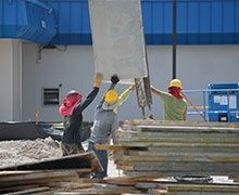 La clause Molière fait polémique chez les syndicats