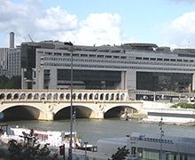 La croissance au deuxième trimestre revue à la baisse juste avant la discussion sur le budget