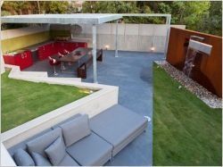 Un jardin défragmenté en cinq espaces à vivre