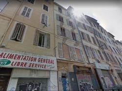 Marseille: la municipalité va acquérir 7 immeubles dégradés