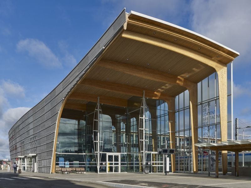 La gare de Lorient nous mène en bateau