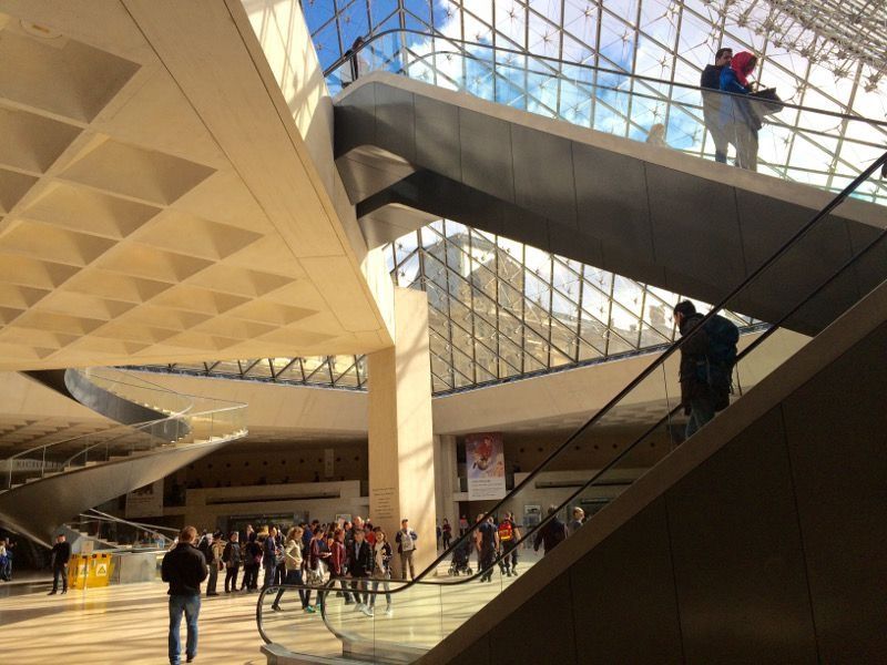 Pyramide du Louvre : dix chantiers en un sont en cours