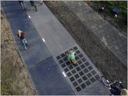 Une piste cyclable solaire inaugurée à Amsterdam