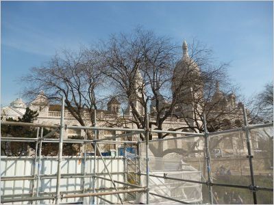 Opération de clouage d'un mur en contrebas du Sacré Coeur de Paris