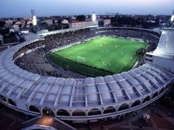 La reconversion du stade Chaban-Delmas à Bordeaux est suspendue