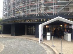 La quatrième conférence sociale accouche d'une souris