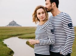 Quand acheter une marinière permet de restaurer le cloître du Mont-Saint-Michel