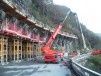 En Haute-Savoie, une casquette de béton coiffe la route blanche