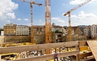 La croissance de Bouygues, sauvée par le pôle construction en 2013