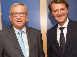 Baisse des dotations : François Baroin alerte le président de la Commission européenne