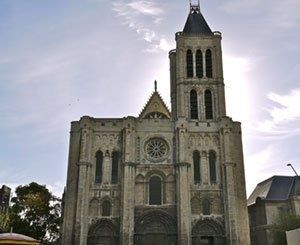 La reconstruction de la flèche de la basilique de Saint-Denis est lancée