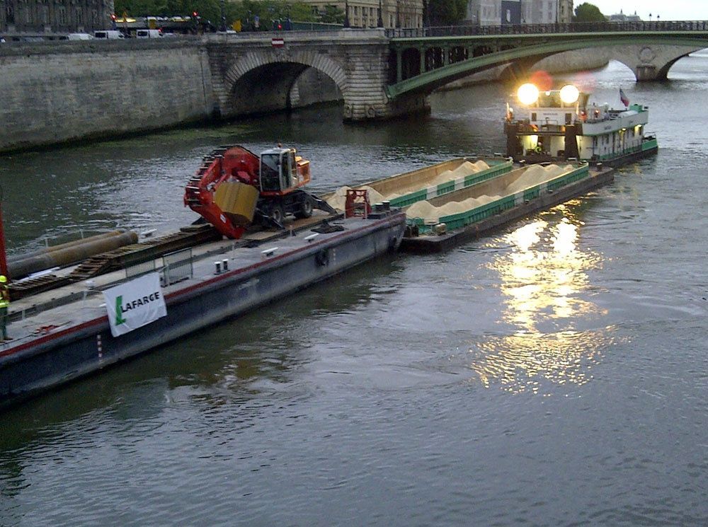 6 000 tonnes de sable pour Paris Plages 2011