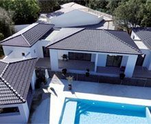 Durable, innovante et éco-responsable, la tuile Béton plus tendance que jamais