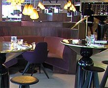 Les Bétons décoratifs d'EQIOM valorisent les sols du restaurant Eclectic à Paris