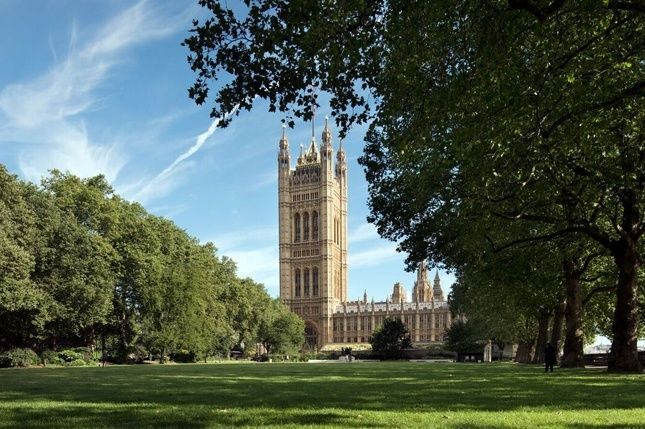 Casting de stars pour le mémorial de la Shoah à Londres