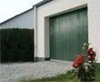 Soprofen élargit sa gamme de portes de garage sectionnelles avec la Carsec pro latérale