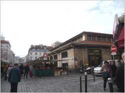 Mobilier urbain : des nouvelles normes pour les bornes et les poteaux