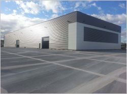Layher ouvre un nouvel entrepôt en Rhône-Alpes