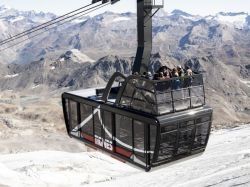 Savoie : quand un téléphérique rencontre une terrasse