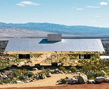 Desert X, monumentale exposition qui reflète le ciel, la Terre et l'état du monde