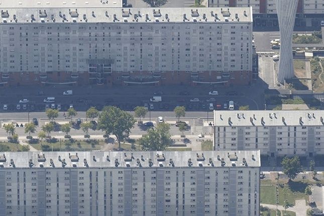 La banlieue entre en scène