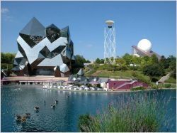 Un bar volant, nouvelle attraction du Futuroscope