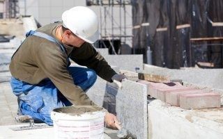 Vers une amélioration des conditions de travail sur les chantiers de maçonnerie ?