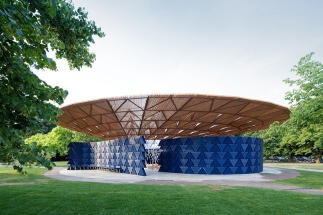 Le pavillon de la Serpentine de Francis Kéré inauguré