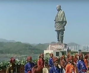 L'Inde inaugure sous haute sécurité la plus grande statue du monde