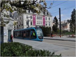 Besançon inaugure son tout premier tramway avec 4 mois d'avance